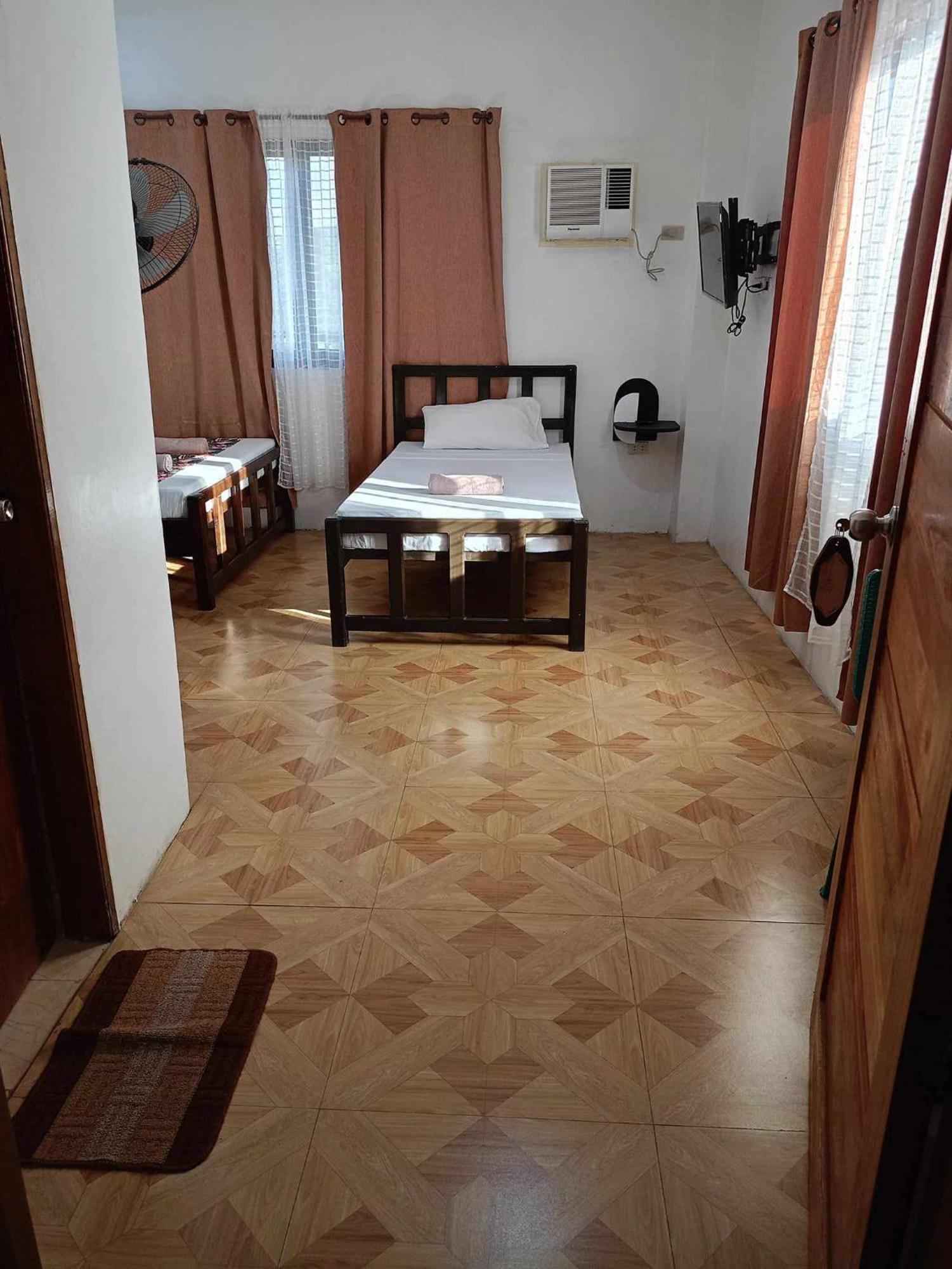 Alec Lodge Coron Dış mekan fotoğraf
